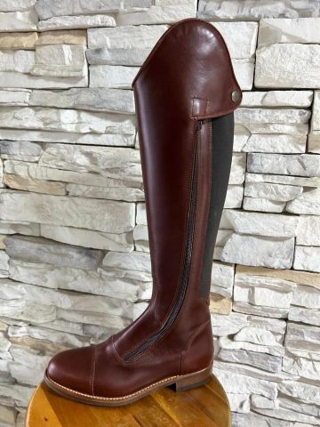 BOTA CAMPERA MOD: 2005 FLOR MARRON OSCURA PISO GOM