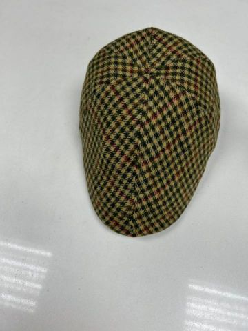 GORRA CAMPERA VERDE,BURDEOS.
